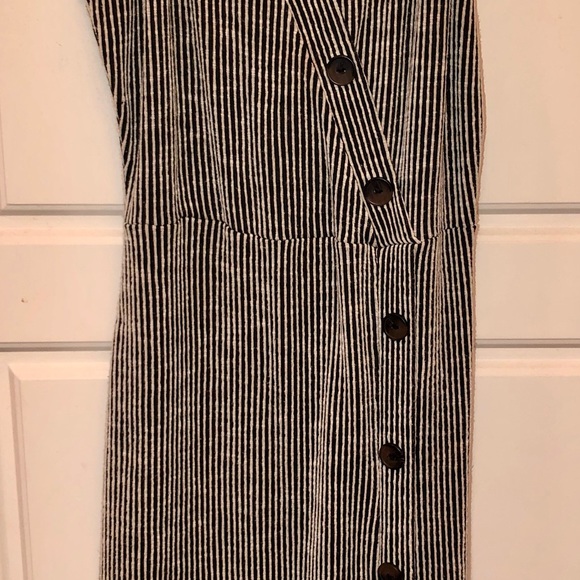 Knit fitted dress - Picture 3 of 3